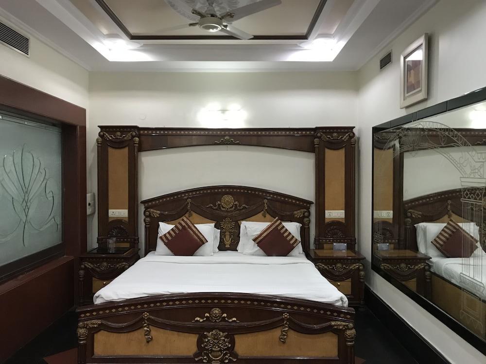 Delite Sarovar Portico Faridabad Luaran gambar