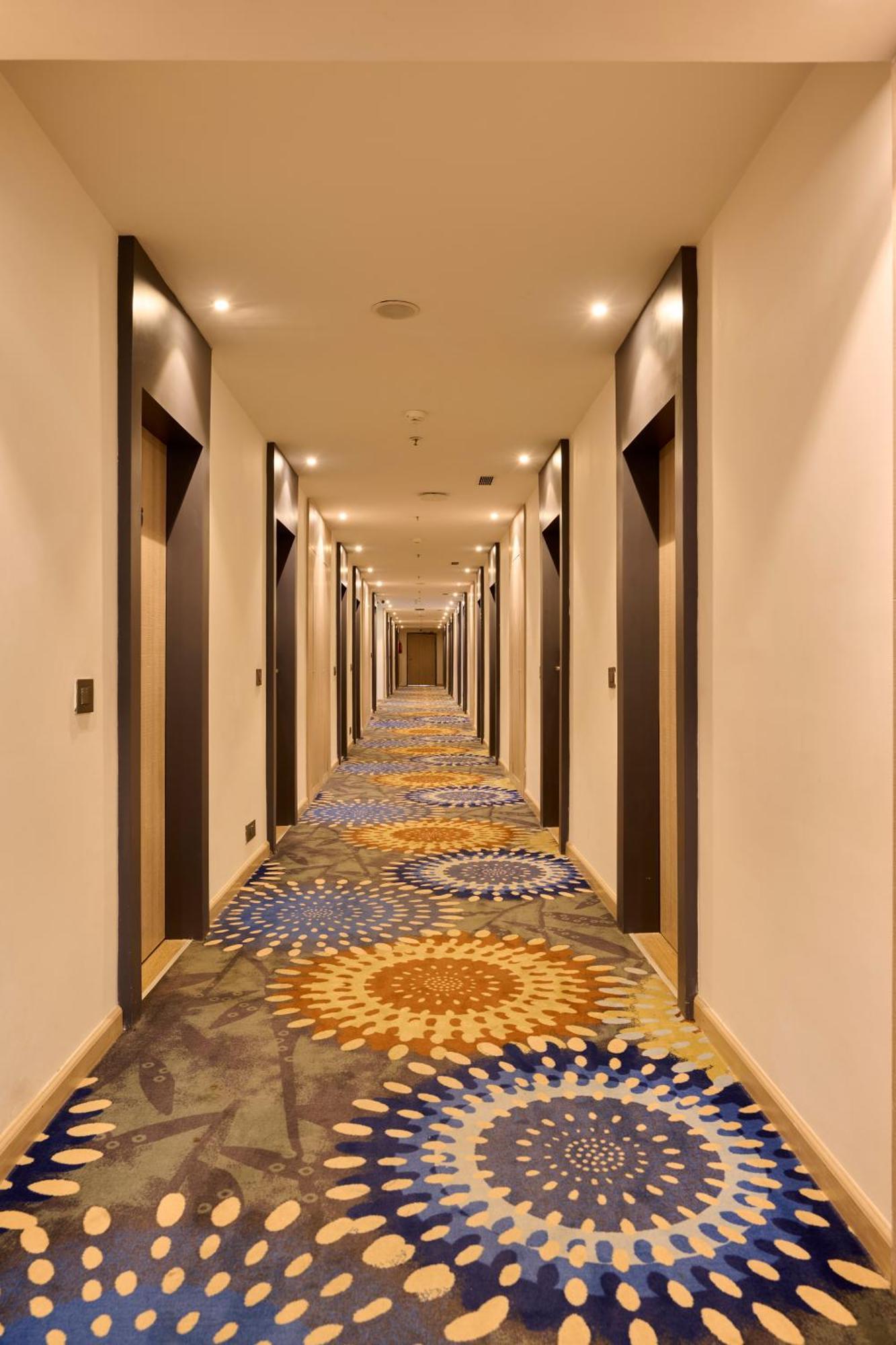 Delite Sarovar Portico Faridabad Luaran gambar