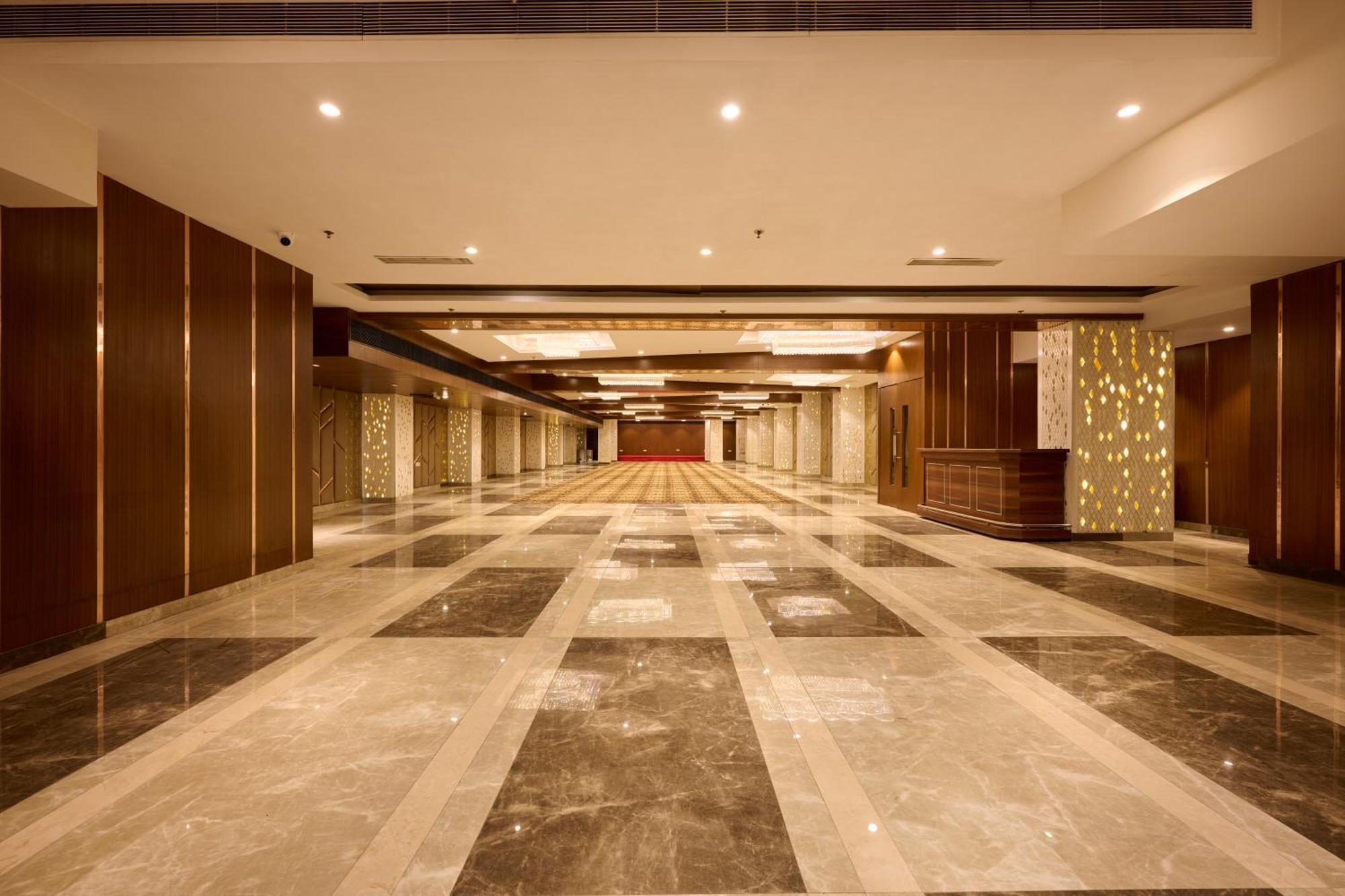 Delite Sarovar Portico Faridabad Luaran gambar