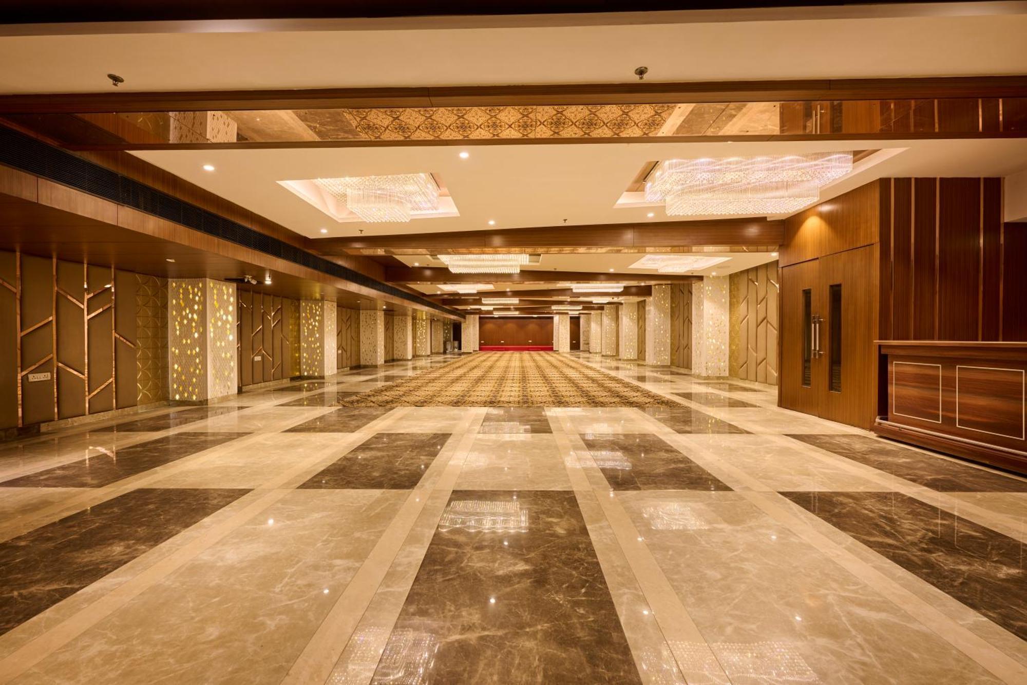 Delite Sarovar Portico Faridabad Luaran gambar