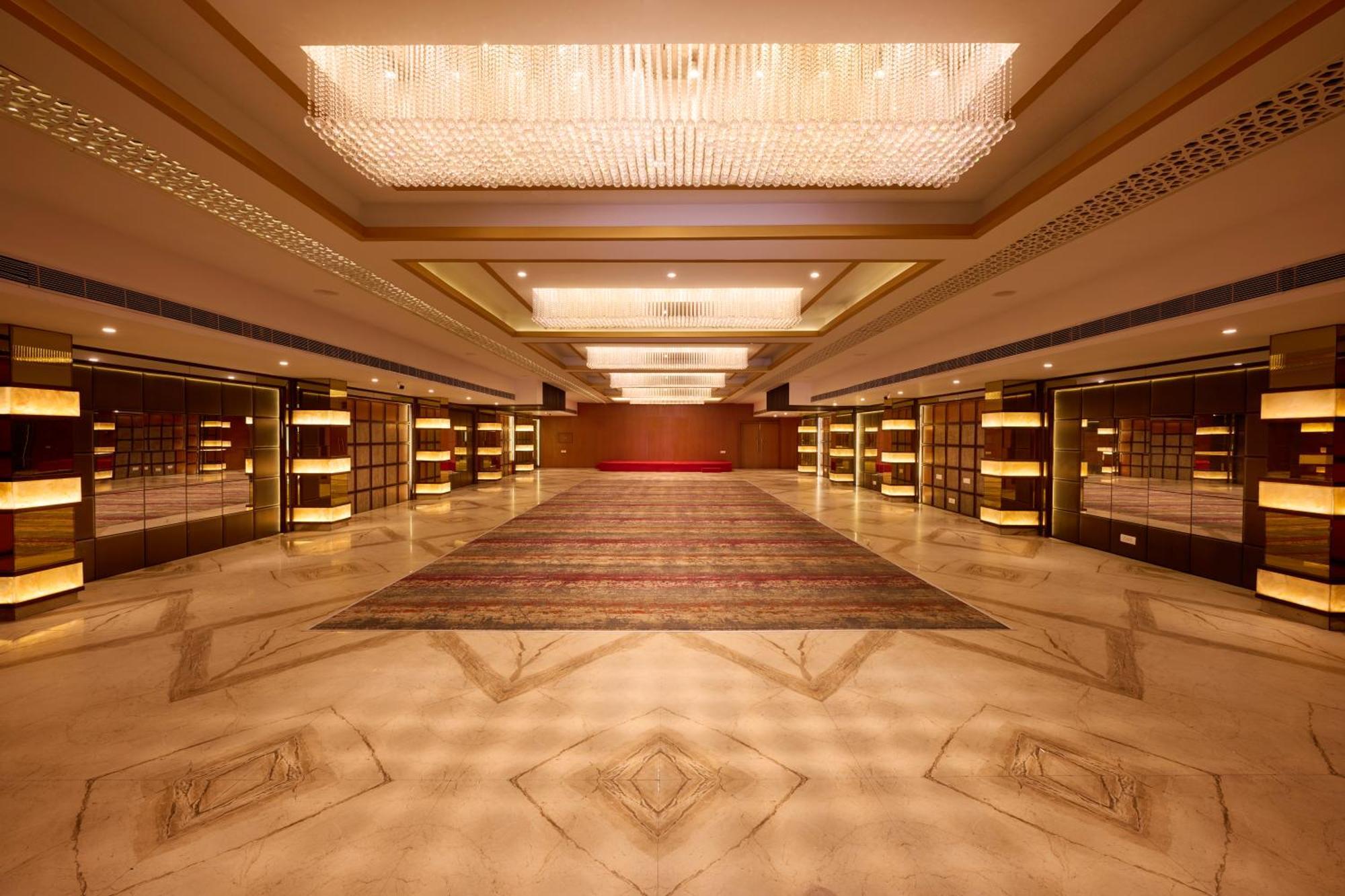 Delite Sarovar Portico Faridabad Luaran gambar