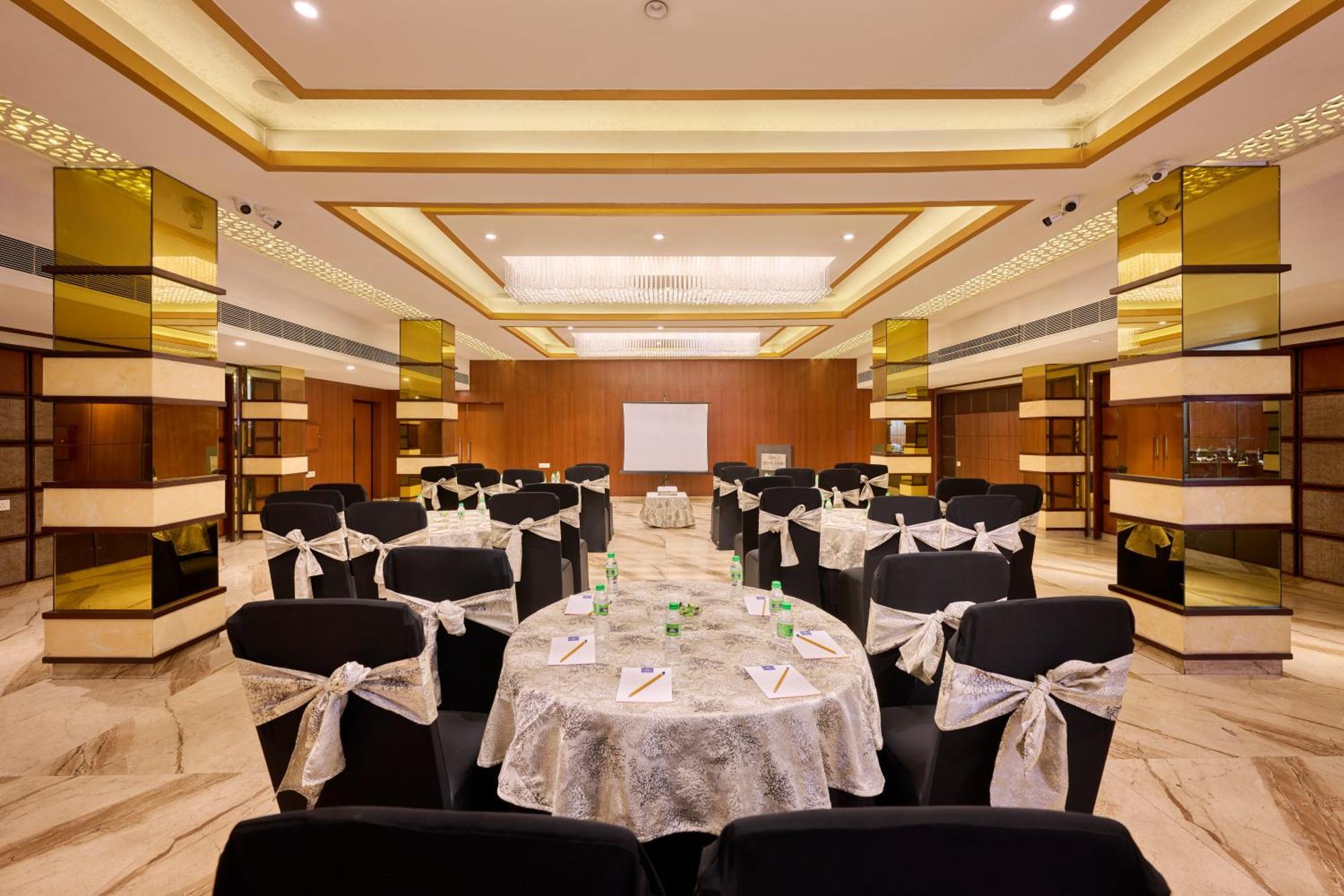 Delite Sarovar Portico Faridabad Luaran gambar
