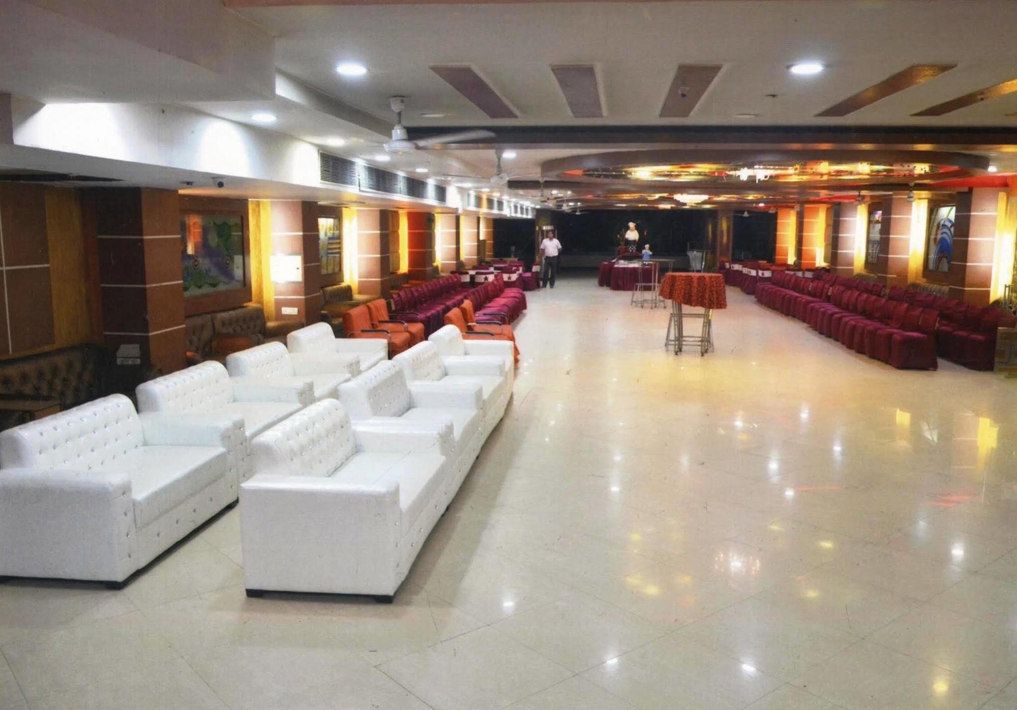 Delite Sarovar Portico Faridabad Luaran gambar