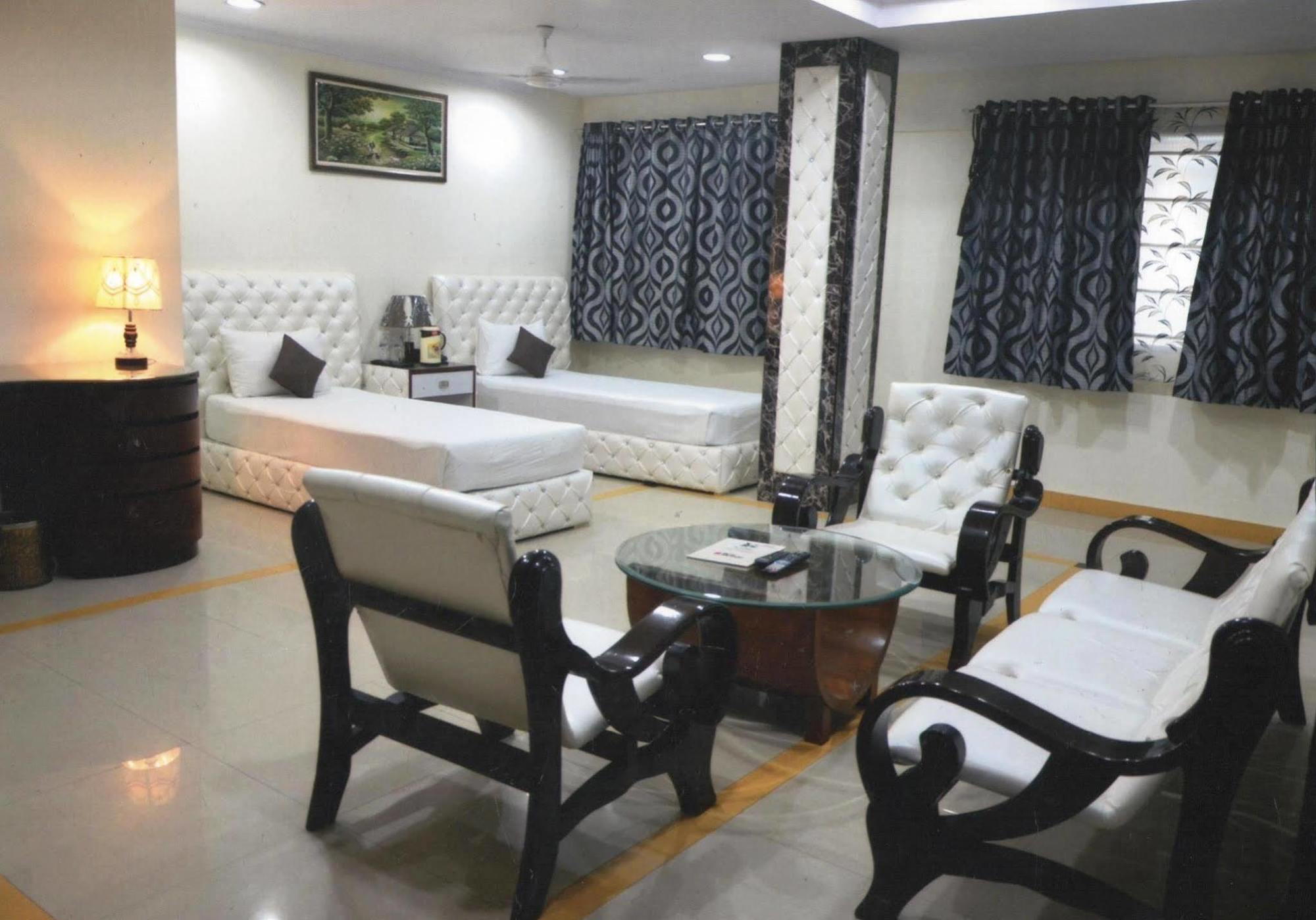 Delite Sarovar Portico Faridabad Luaran gambar